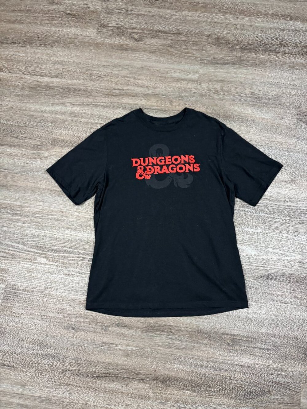 S23 D&D Dungeons and Dragons T-Shirt Black Red Logo Size M